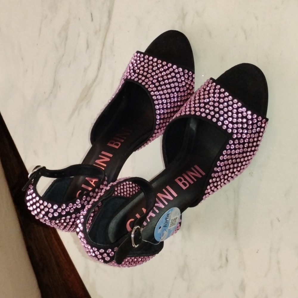 Gianni Bini, asymmetrical, pink rhinestone 3 inch heels